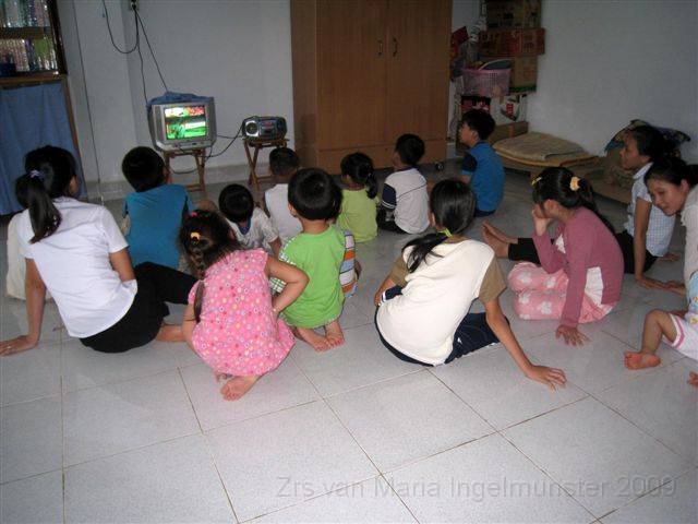 0078 opvang kinderen vormingshuis.JPG